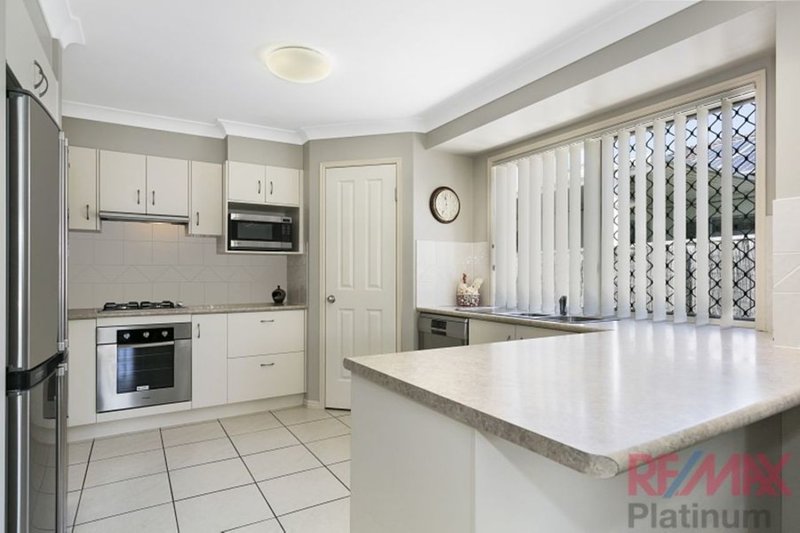 Photo - 22 Yellow Robin Court, Narangba QLD 4504 - Image 3