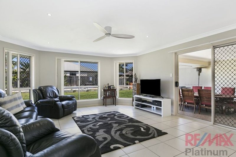 Photo - 22 Yellow Robin Court, Narangba QLD 4504 - Image 4