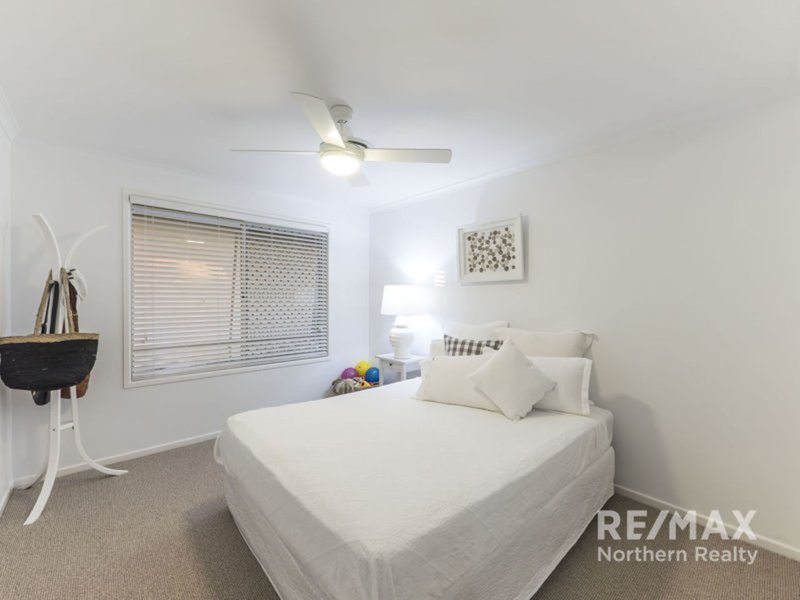 Photo - 22 Yellowjack Crescent, Albany Creek QLD 4035 - Image 16