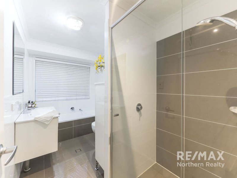 Photo - 22 Yellowjack Crescent, Albany Creek QLD 4035 - Image 17