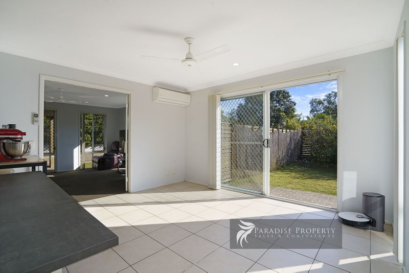 Photo - 22 Yengo St , Parkinson QLD 4115 - Image 5