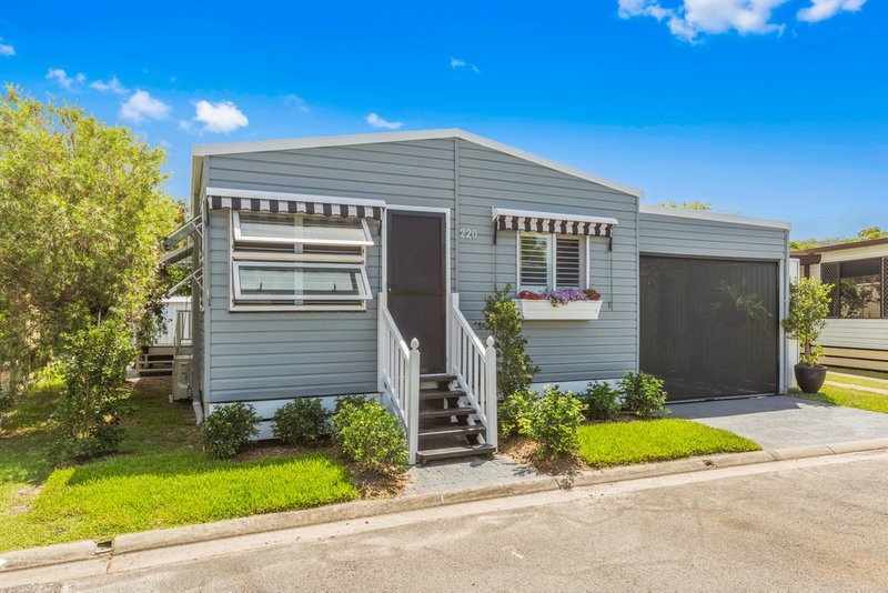 220 / 1 Tweed Coast Road, Hastings Point NSW 2489