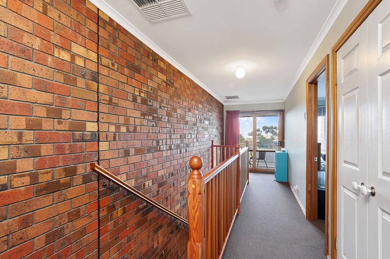 Photo - 2/20-22 Scarlett Grove, Lara VIC 3212 - Image 7