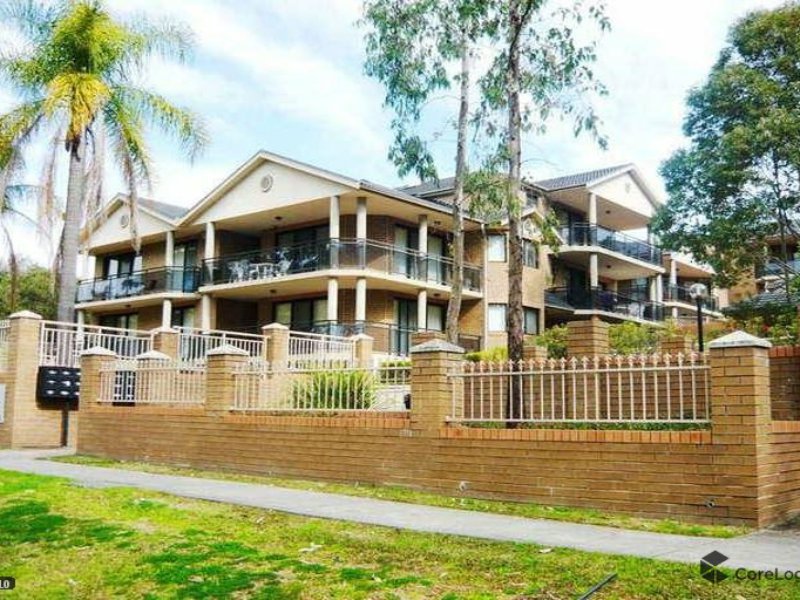 Photo - 2/20-26 Jenner Street, Baulkham Hills NSW 2153 - Image 18