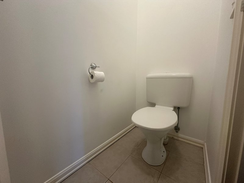 Photo - 2/20 Acacia Street, Glenroy VIC 3046 - Image 13