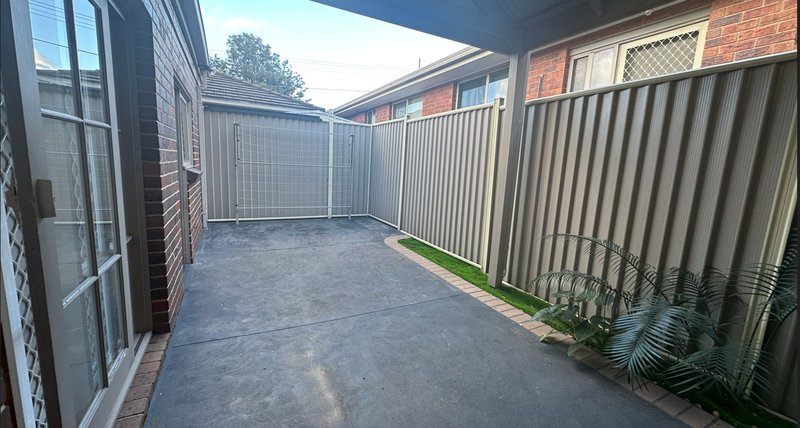 Photo - 2/20 Acacia Street, Glenroy VIC 3046 - Image 18