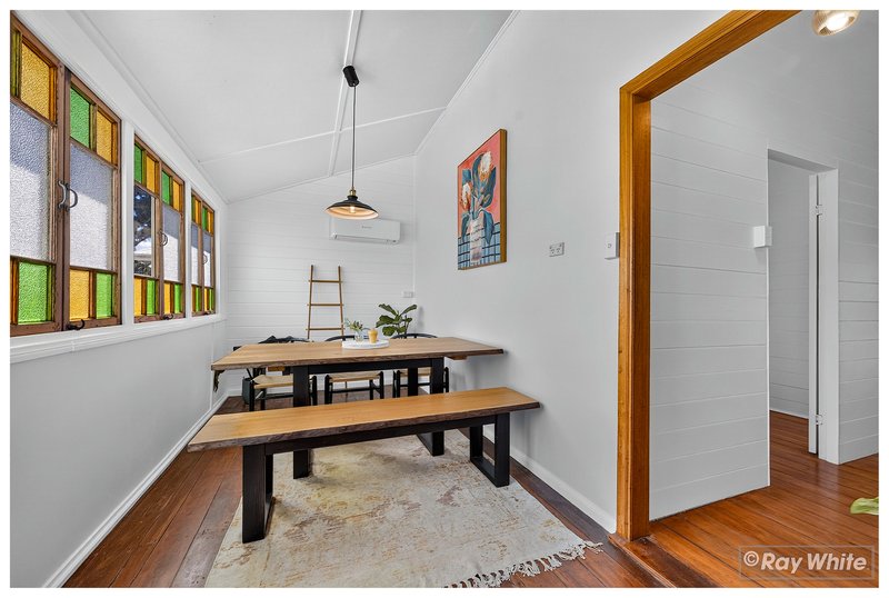 Photo - 220 Agnes Street, The Range QLD 4700 - Image 12