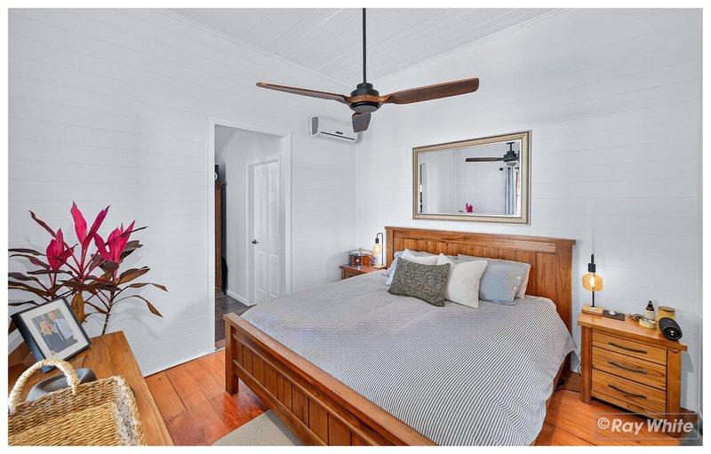 Photo - 220 Agnes Street, The Range QLD 4700 - Image 22