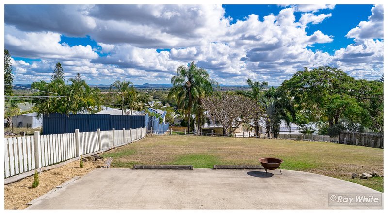 Photo - 220 Agnes Street, The Range QLD 4700 - Image 32