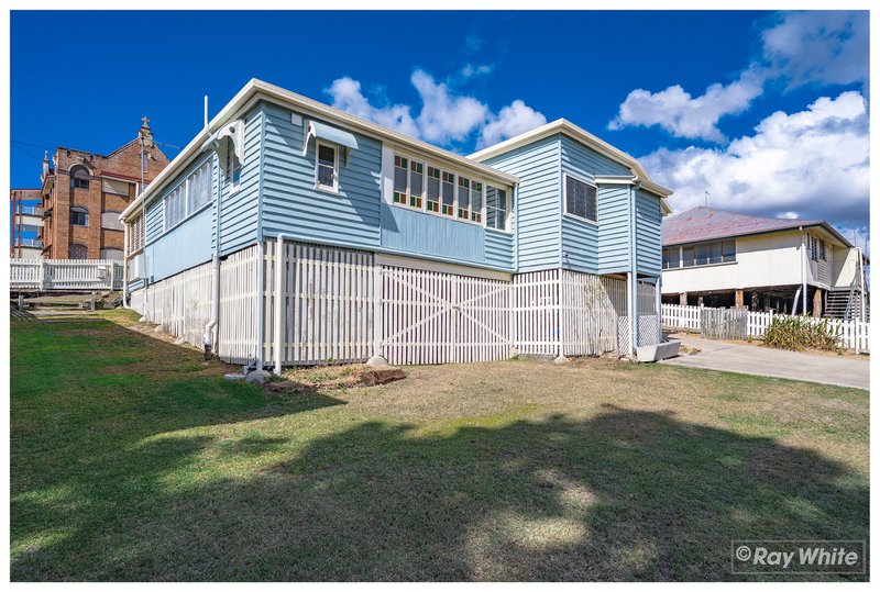 Photo - 220 Agnes Street, The Range QLD 4700 - Image 34