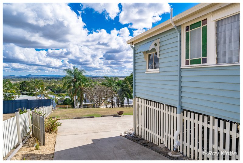 Photo - 220 Agnes Street, The Range QLD 4700 - Image 35