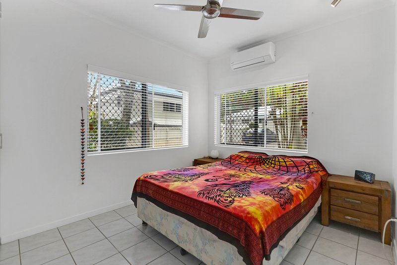 Photo - 2/20 Anderson Street, Trinity Beach QLD 4879 - Image 3