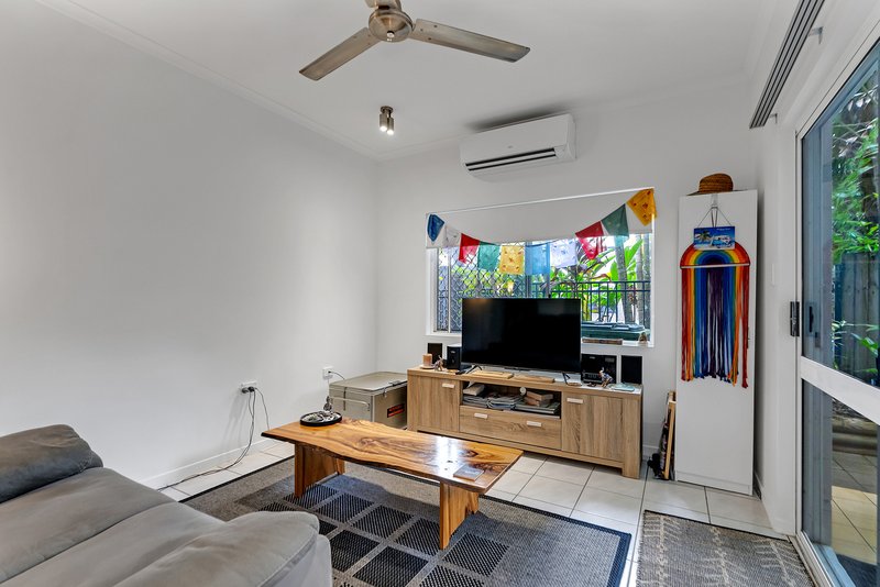 Photo - 2/20 Anderson Street, Trinity Beach QLD 4879 - Image 7