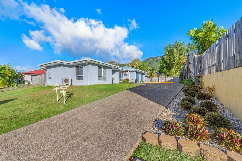 Photo - 2/20 Banksia Court, Cannonvale QLD 4802 - Image 15