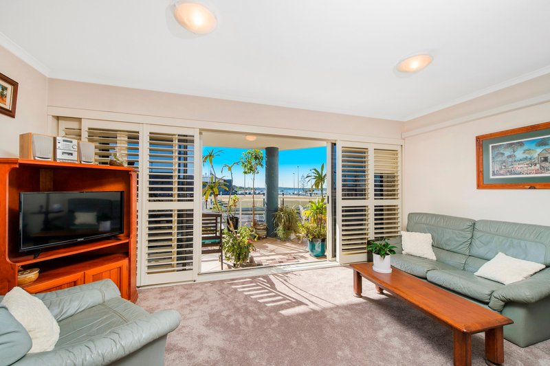 Photo - 2/20 Buller Street, Port Macquarie NSW 2444 - Image 4