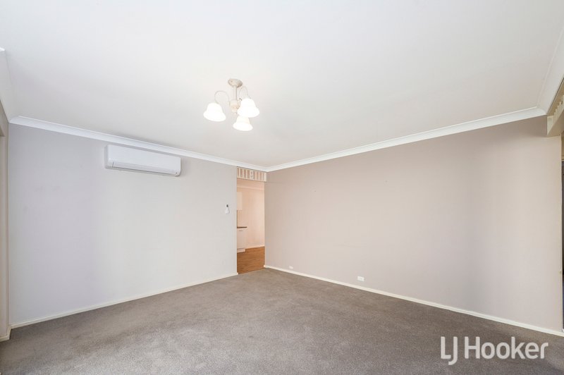 Photo - 2/20 Charlton Place, Thornlie WA 6108 - Image 4