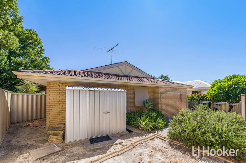 Photo - 2/20 Charlton Place, Thornlie WA 6108 - Image 23
