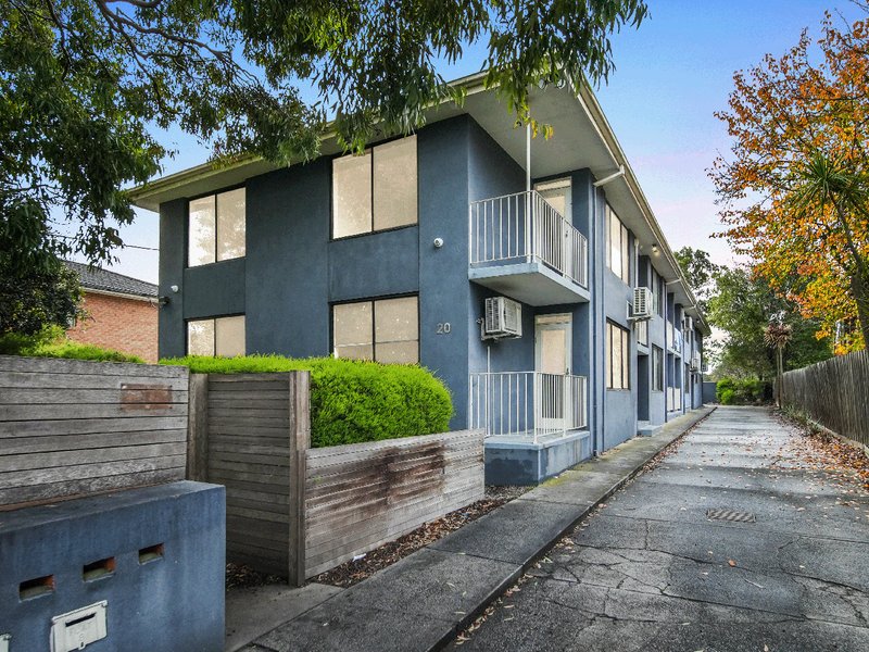 Photo - 2/20 Close Avenue, Dandenong VIC 3175 - Image 1