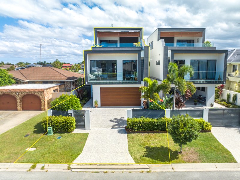 Photo - 2/20 Delungra Street, Broadbeach Waters QLD 4218 - Image 19