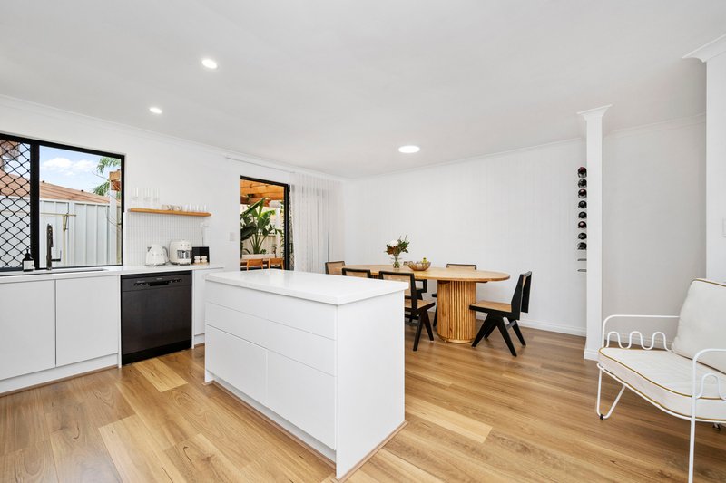 Photo - 2/20 Ewen Street, Scarborough WA 6019 - Image 12