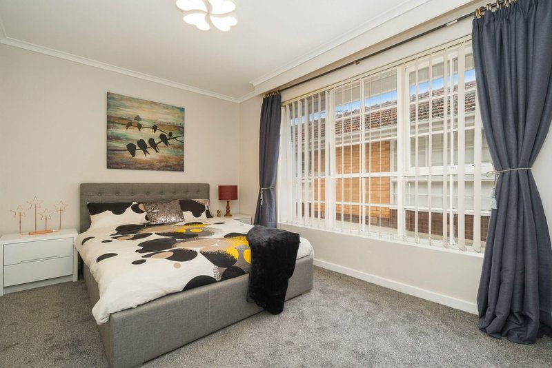 Photo - 2/20 Gerald Street, Murrumbeena VIC 3163 - Image 5