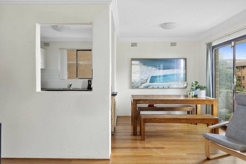 Photo - 2/20 Glen Street, Bondi NSW 2026 - Image 4