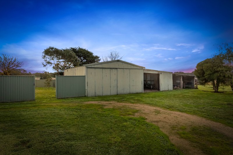 Photo - 220 Haddon School Road, Haddon VIC 3351 - Image 22