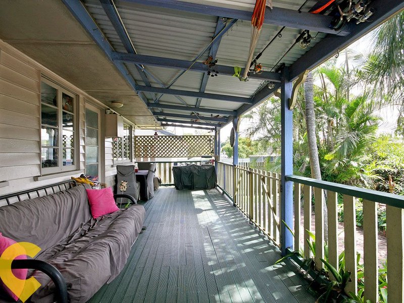 Photo - 220 Hamilton Road, Wavell Heights QLD 4012 - Image 14