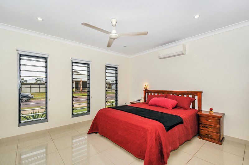 Photo - 2/20 Henschke Street, Bellamack NT 0832 - Image 4