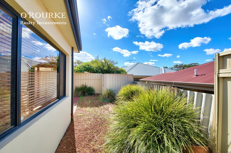 Photo - 220 Huntriss Road, Innaloo WA 6018 - Image 4