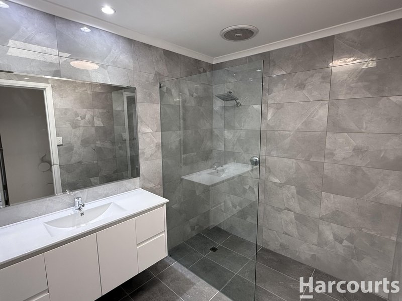 Photo - 2/20 John Street, Horsham VIC 3400 - Image 7