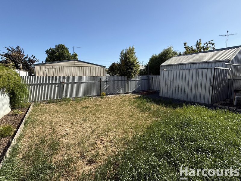 Photo - 2/20 John Street, Horsham VIC 3400 - Image 10