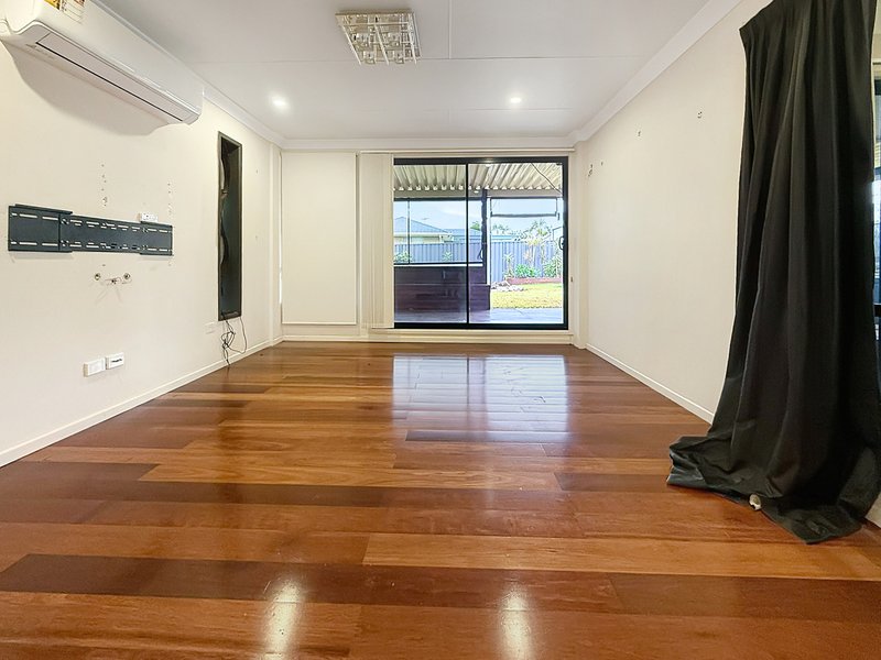 Photo - 220 Macdonald Drive, Narangba QLD 4504 - Image 7