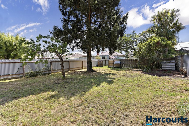 Photo - 220 Main Road, Golden Point VIC 3350 - Image 12