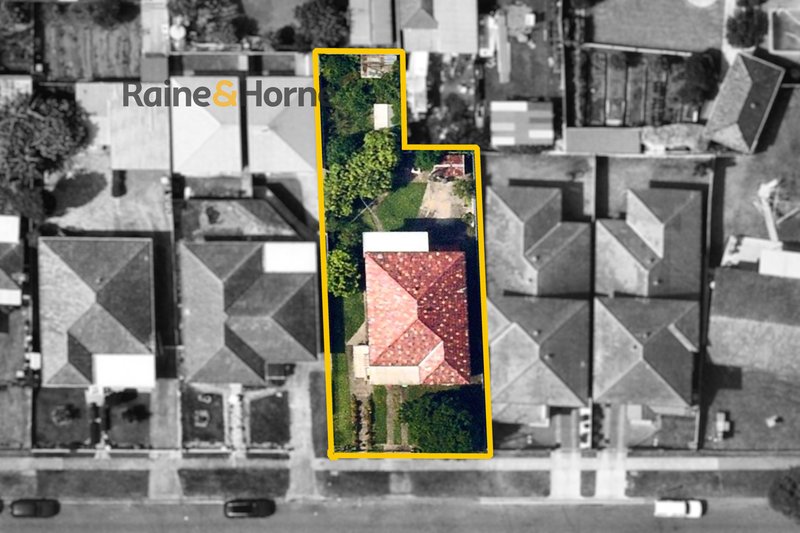 Photo - 220 Memorial Avenue, Liverpool NSW 2170 - Image 3