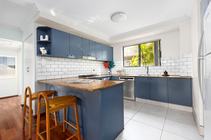 Photo - 2/20 Mooramba Road, Dee Why NSW 2099 - Image 3