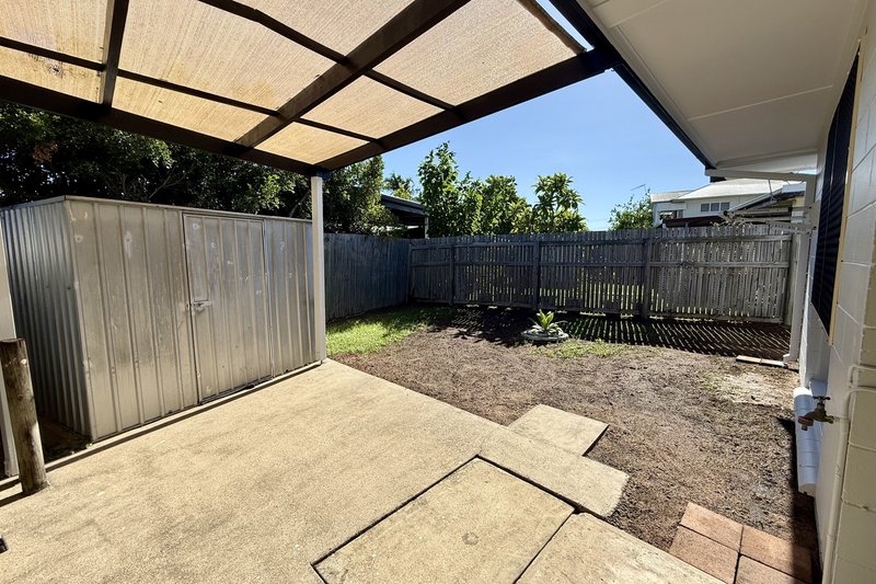 Photo - 2/20 Palmerston Street, Pimlico QLD 4812 - Image 5