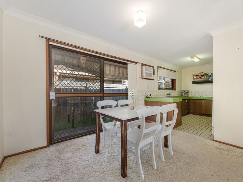 Photo - 2/20 Peacock Place, Burleigh Waters QLD 4220 - Image 5