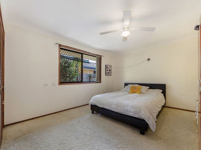 Photo - 2/20 Peacock Place, Burleigh Waters QLD 4220 - Image 8