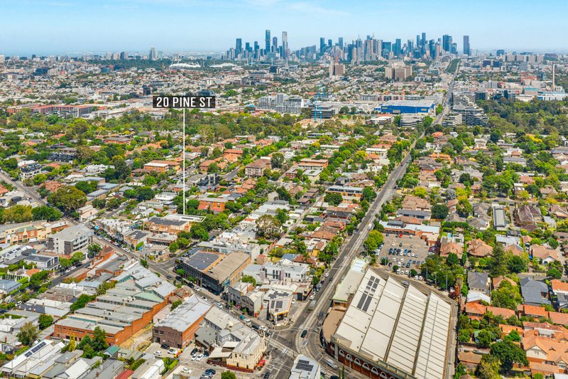 Photo - 2/20 Pine Street, Hawthorn VIC 3122 - Image 9