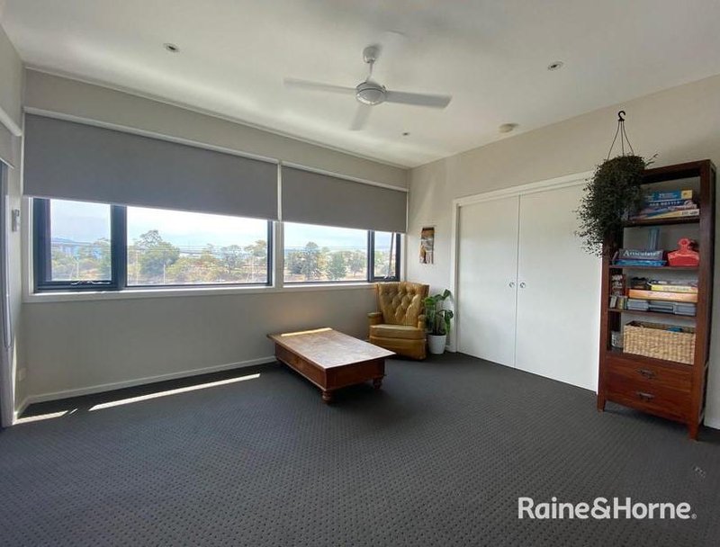 Photo - 2/20 Rosny Esplanade, Rosny TAS 7018 - Image 14