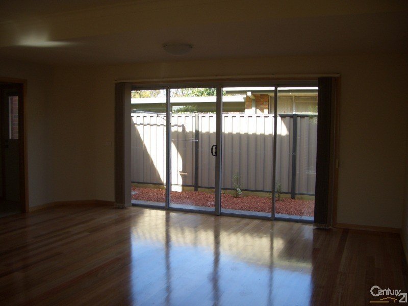 Photo - 2/20 Storey Road, Reservoir VIC 3073 - Image 10