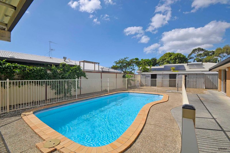 Photo - 220 Tallebudgera Drive, Palm Beach QLD 4221 - Image 2