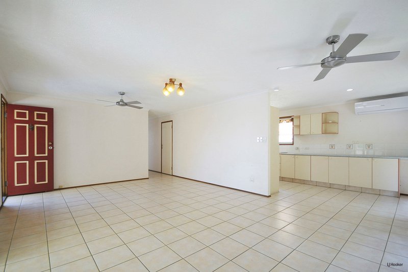 Photo - 220 Tallebudgera Drive, Palm Beach QLD 4221 - Image 4