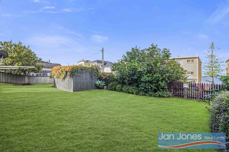 Photo - 2/20 Tramore Street, Margate QLD 4019 - Image 19