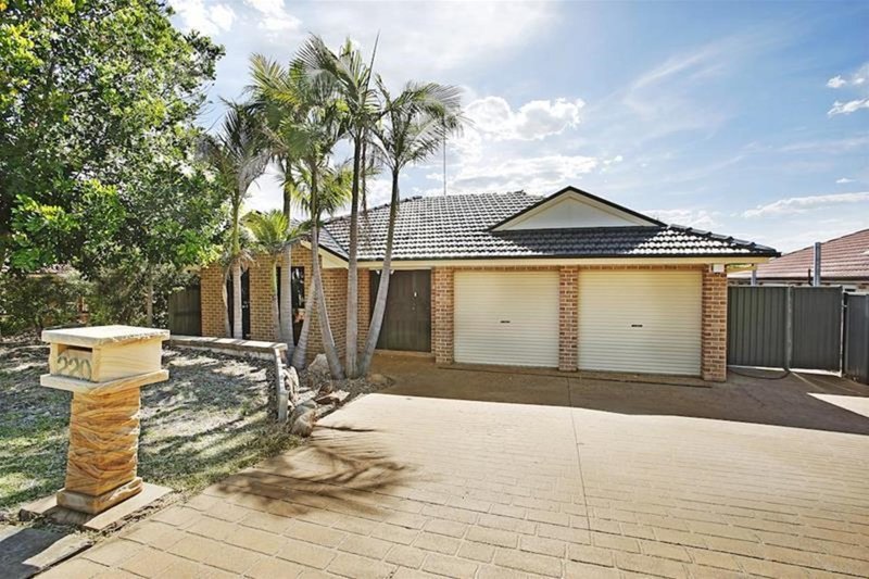 220 Turner Road, Currans Hill NSW 2567