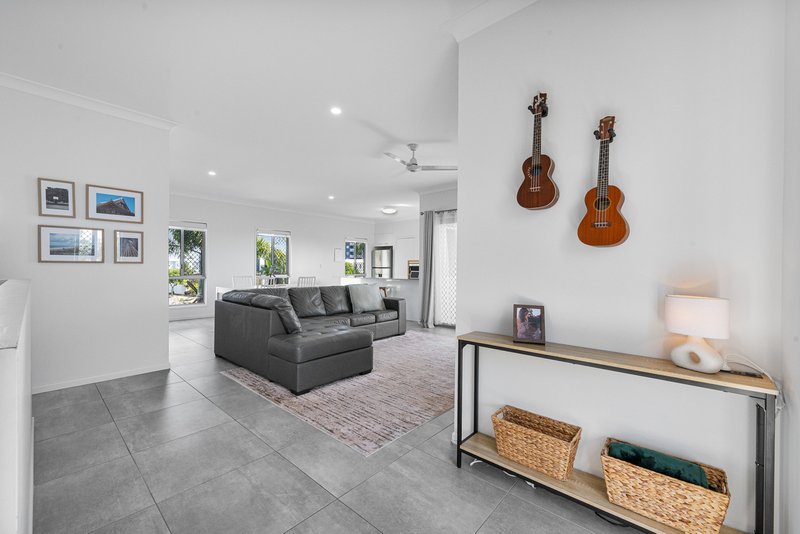 Photo - 2/20 Vaucluse , East Mackay QLD 4740 - Image 12