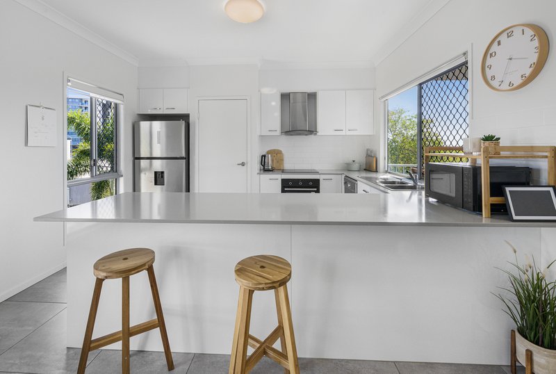 Photo - 2/20 Vaucluse , East Mackay QLD 4740 - Image 17