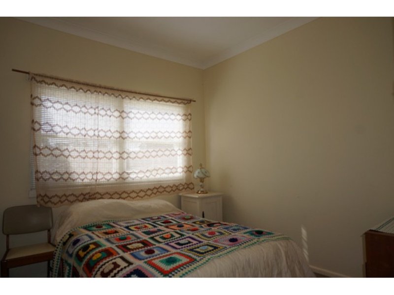 Photo - 220 Walmer Avenue, Sanctuary Point NSW 2540 - Image 6