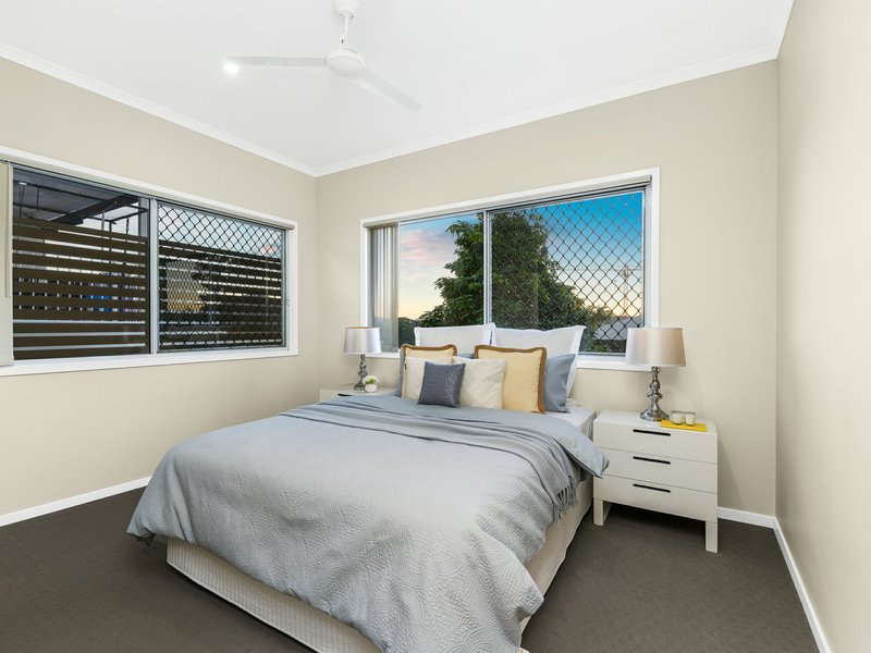 Photo - 2/20 Zenith Avenue, Chermside QLD 4032 - Image 6